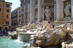 trevi fountain rome italy